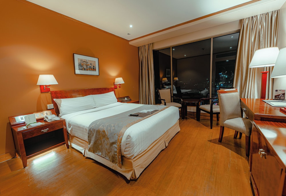 THE PENINSULA CHITTAGONG 17/60