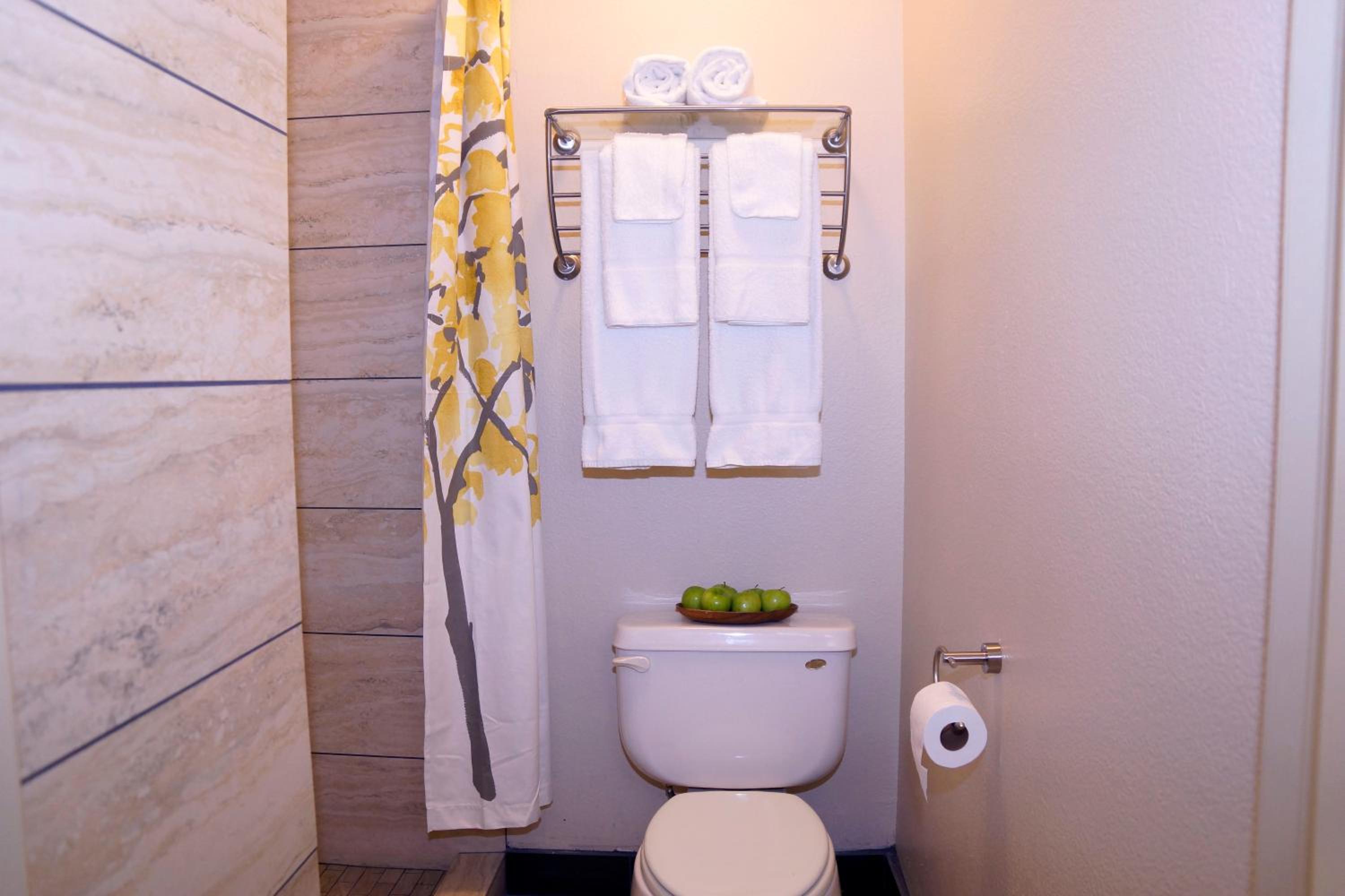 Room, Double Bed, Pet Friendly, Urban Boutique Hotel 10/10