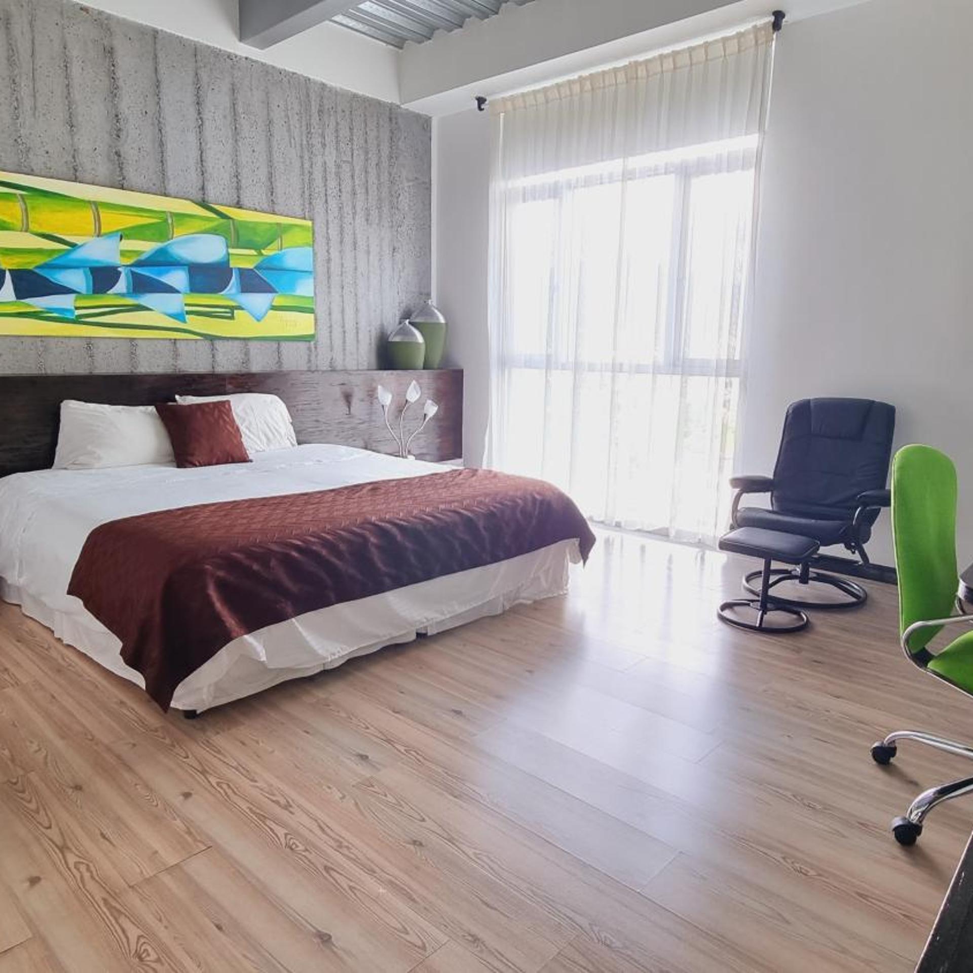Hotel Habitat Suite 9/50