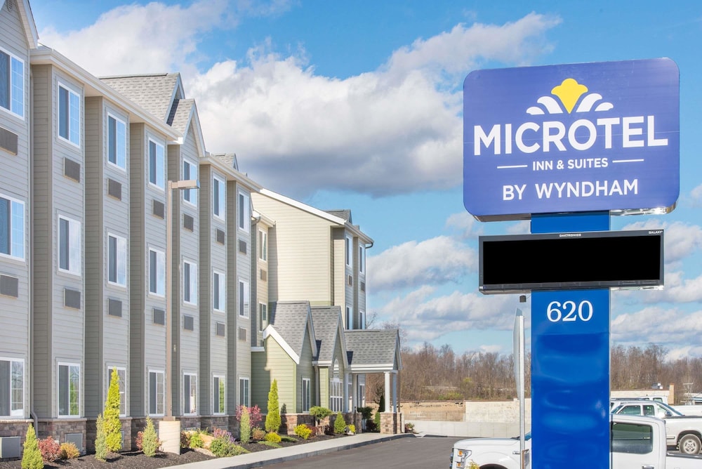 Microtel Inn And Suites By Wyndham Cadiz 1/24
