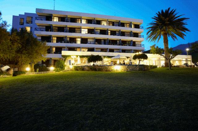 APOLLON SUITES 4/50