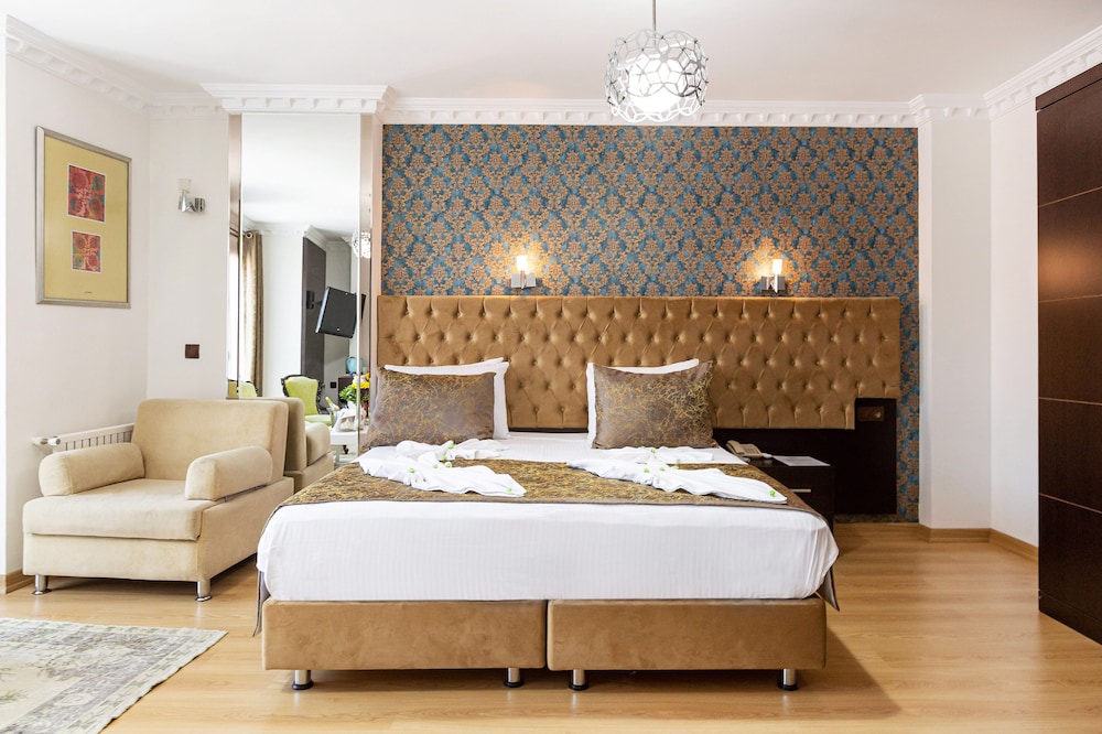 KUMRU HOTEL 15/50