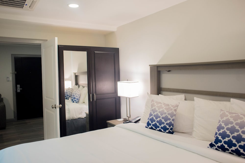 King's Hotel & Residences 7/33