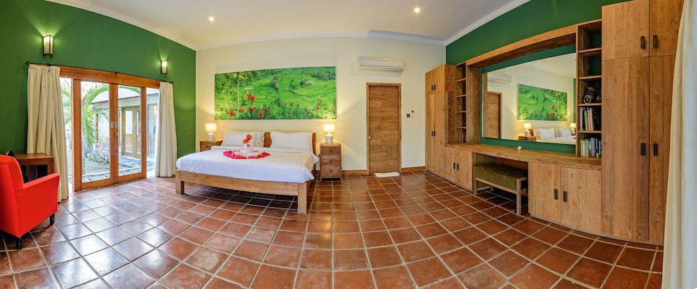 Kelapa Luxury Villas 41/80