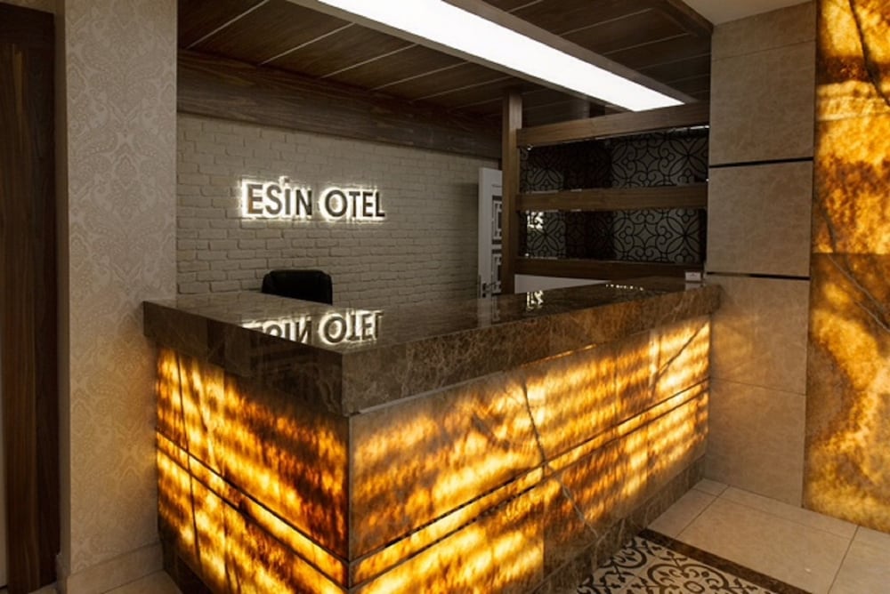 Esin Hotel 6/50