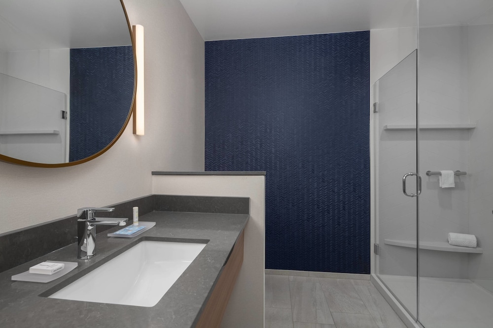 Fairfield Inn & Suites By Marriott Kenosha Pleasant Prairie 11/34