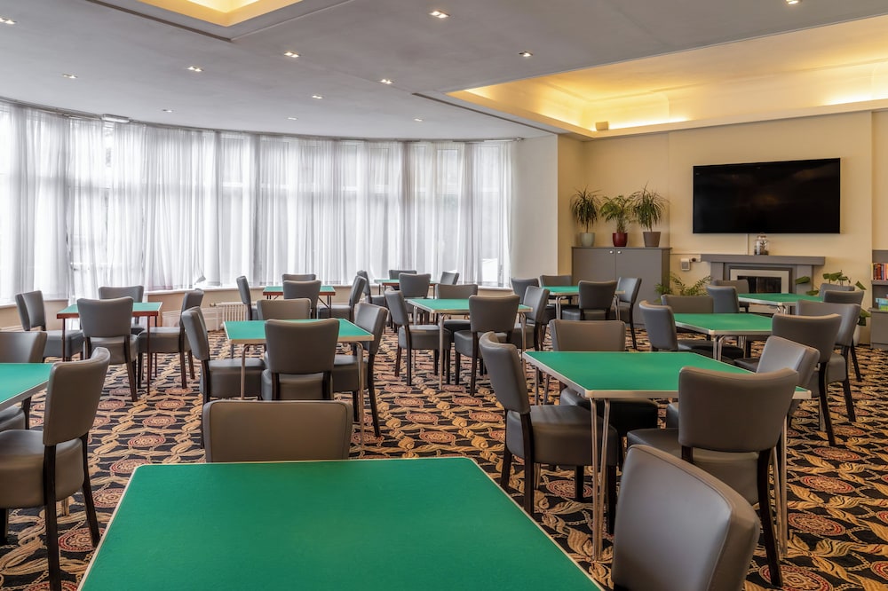 Heathlands Hotel Bournemouth 37/48