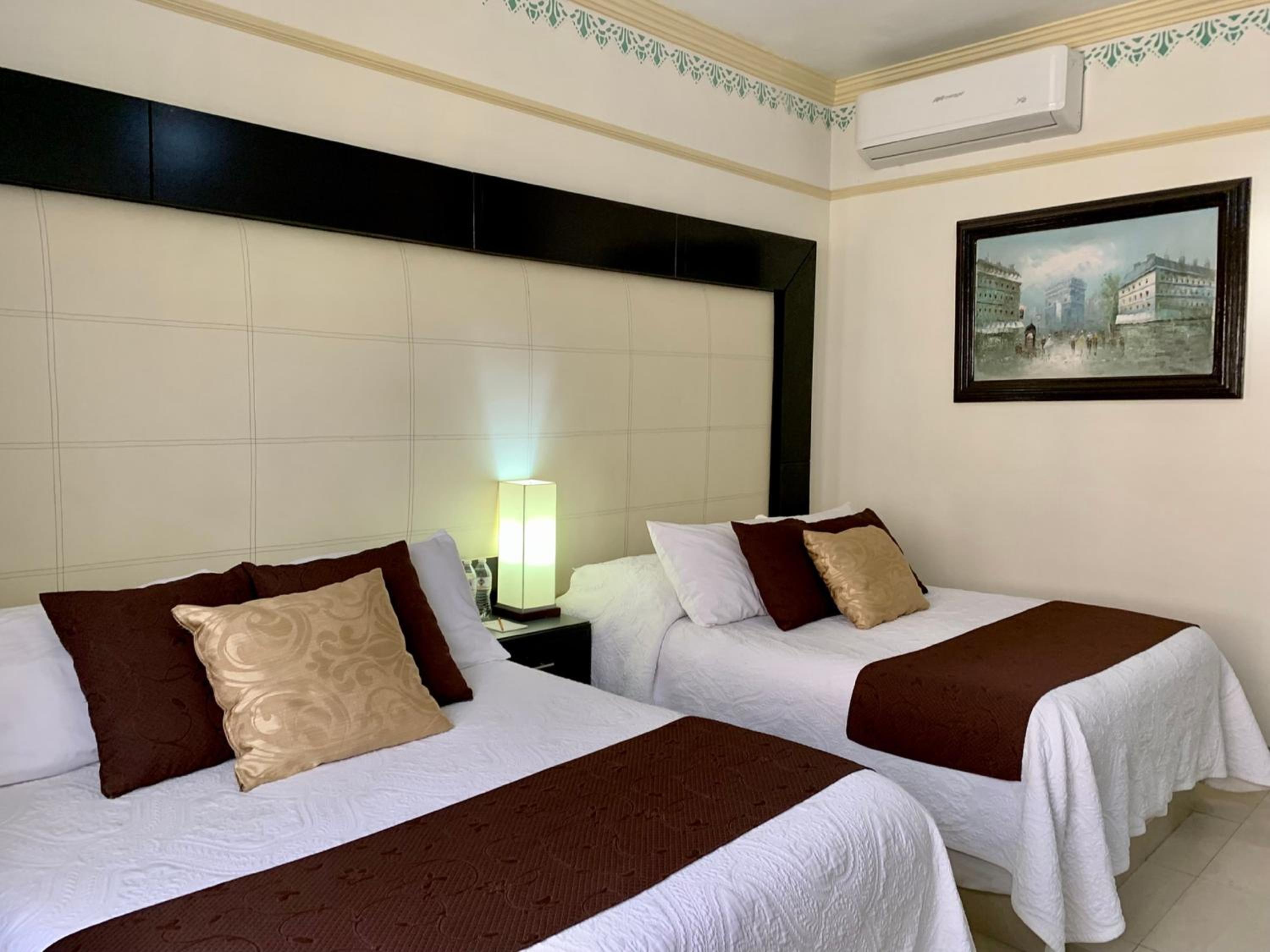 Room, Twin Beds