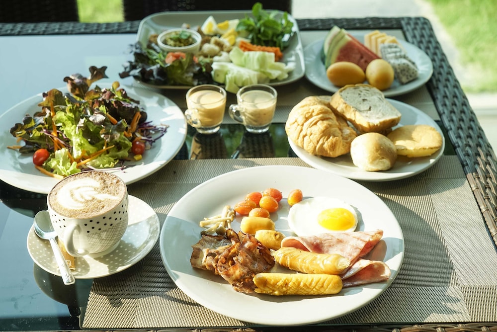 Nantra Chiangmai Riverfront Hotel 40/50