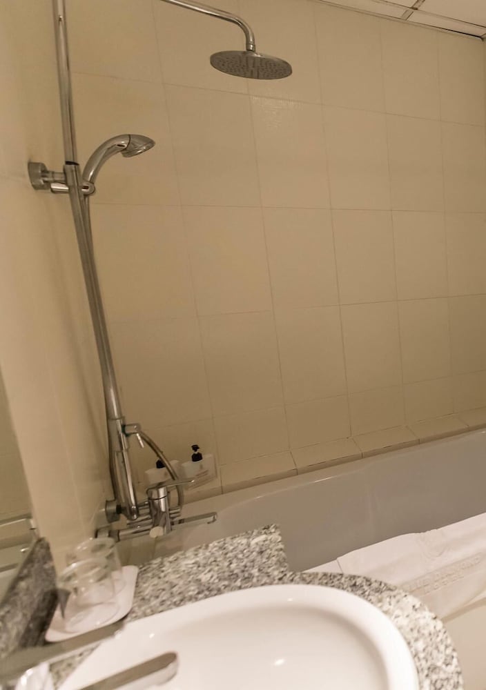 Sky Gem Hotel - Ben Thanh 27/63