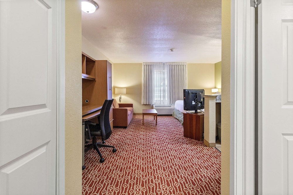 Extended Stay America Suites Newport News Yorktown 46/53