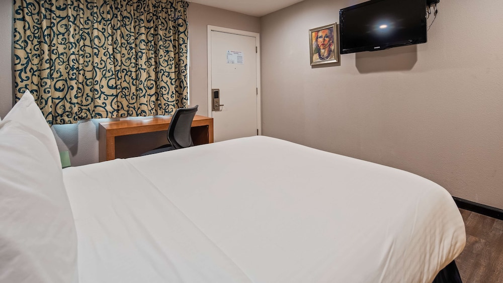 Motel6 Ridgecrest, CA -China Lake 27/51
