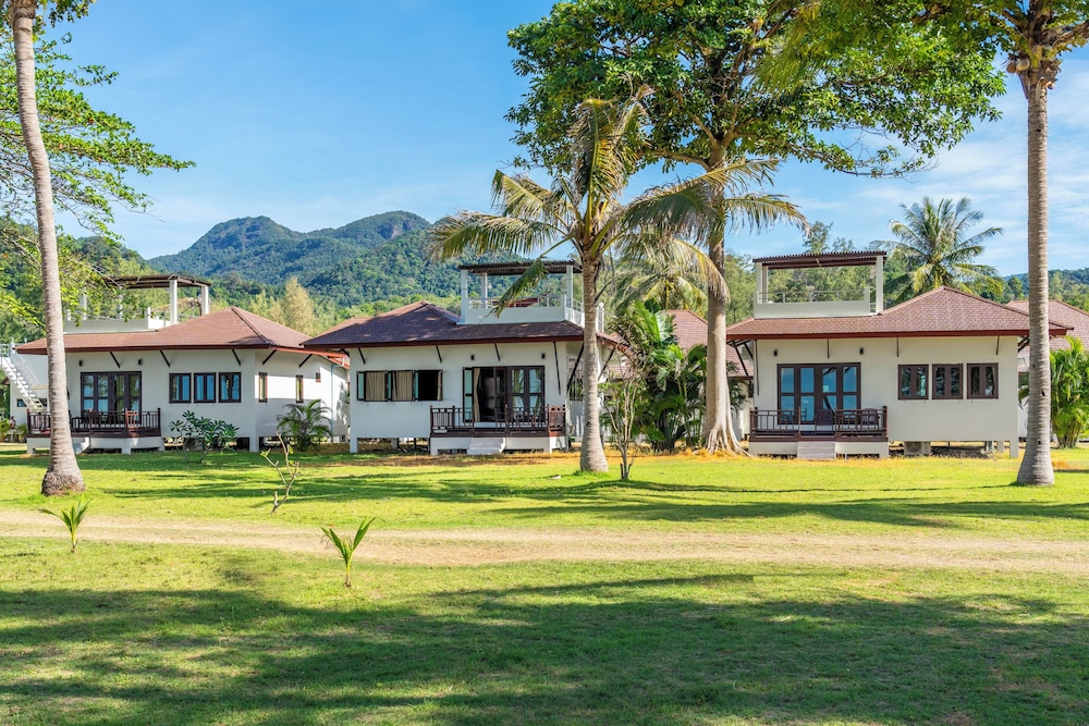 Koh Chang Long Stay Resort 65/68