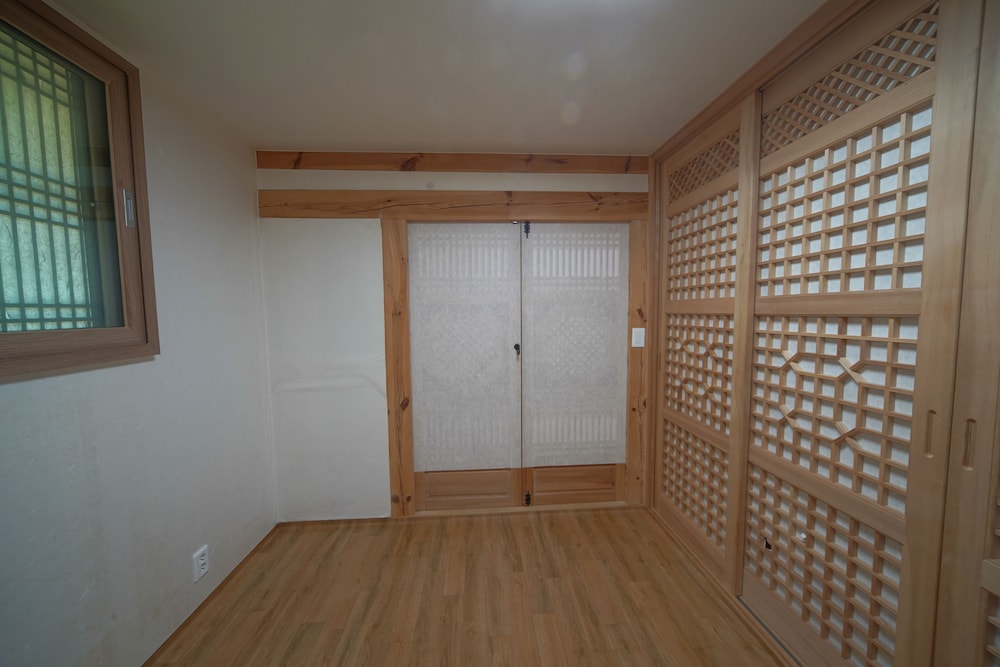 Hanok1st 21/48