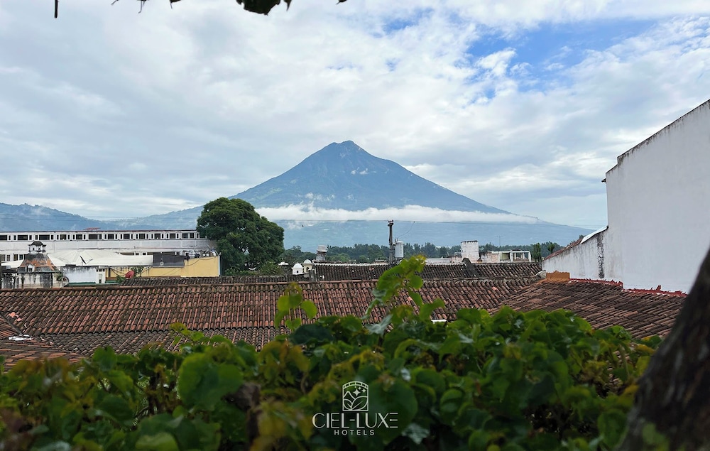 Ciel Luxe Hotels Antigua Guatemala 64/71