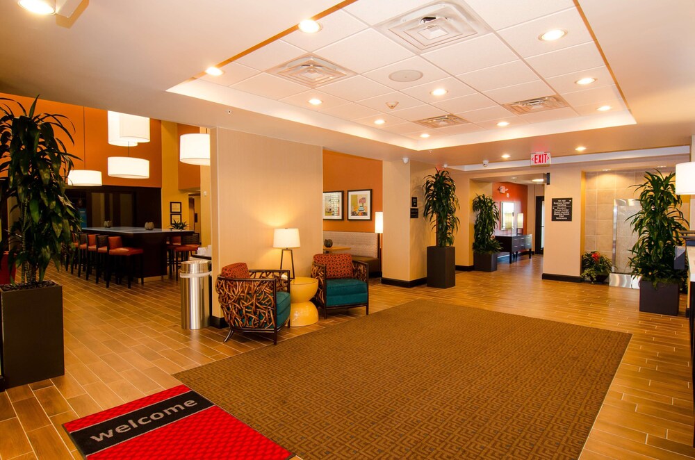 Hampton Inn And Suites Huntsville 25/40