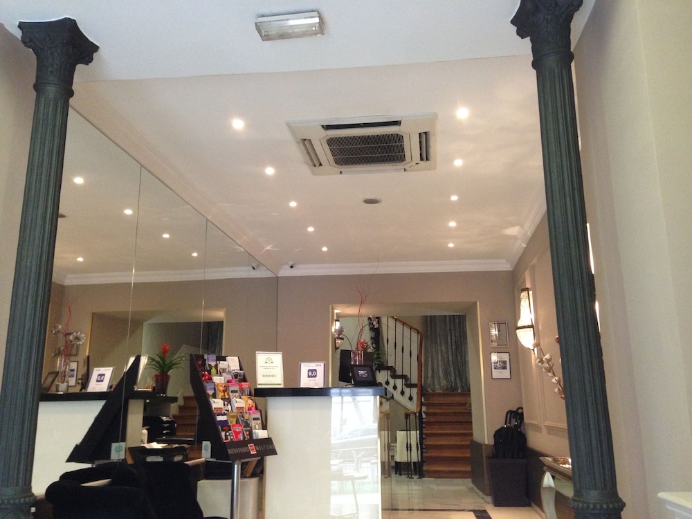 Boutike Cibeles (ex Luxury Suites) 12/22