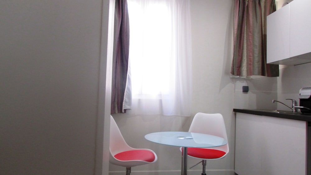 Eurogroup Residence Champ de Mars Paris 45/50