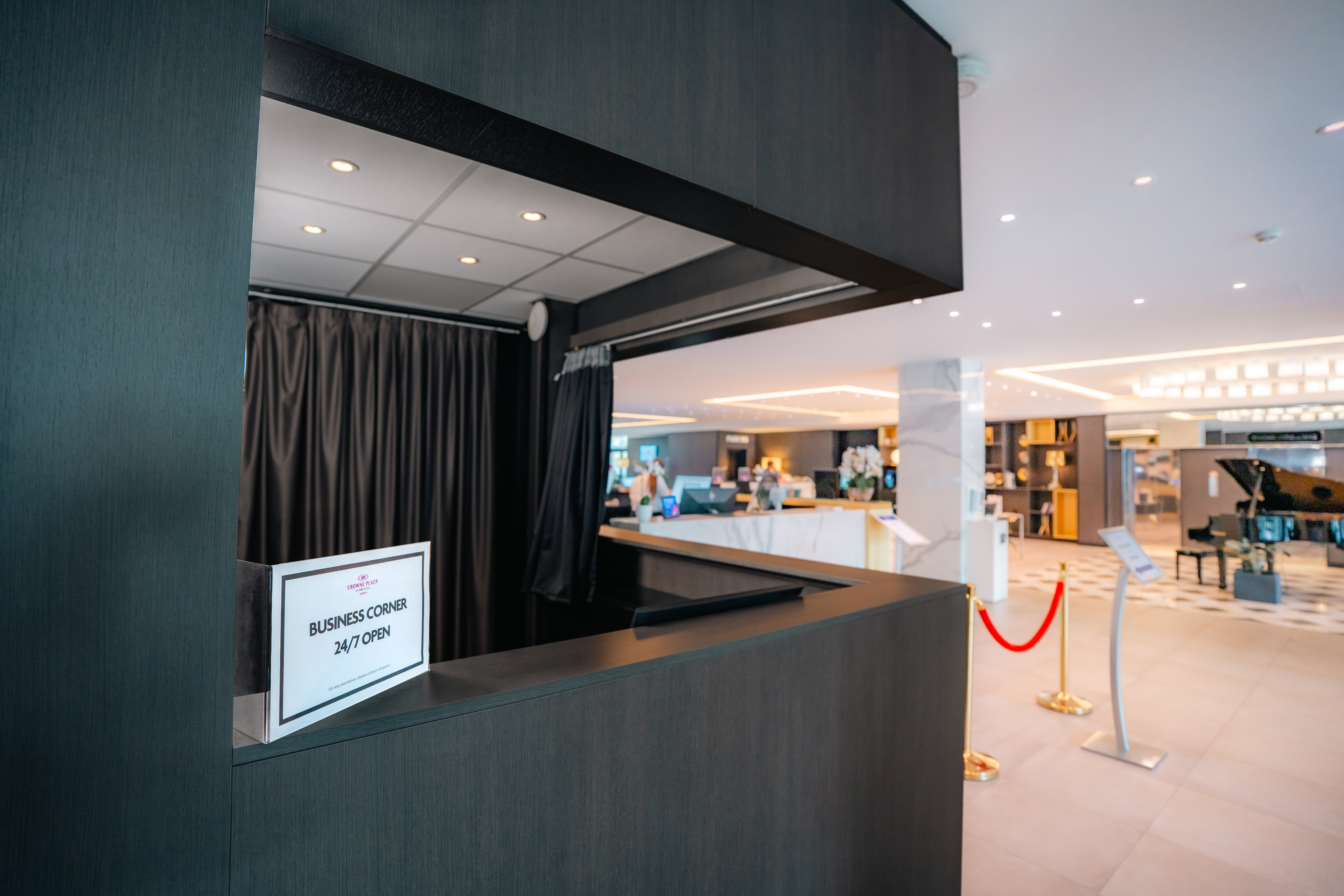 Lobby at Crowne Plaza Zurich, ZURICH