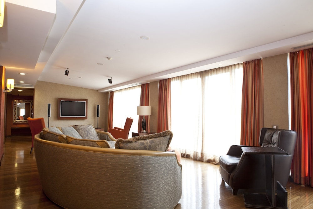 Holiday Inn Istanbul Sisli 11/78