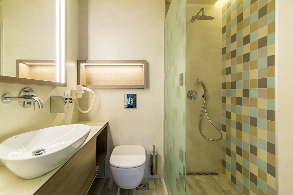 Garni Hotel D10 62/66