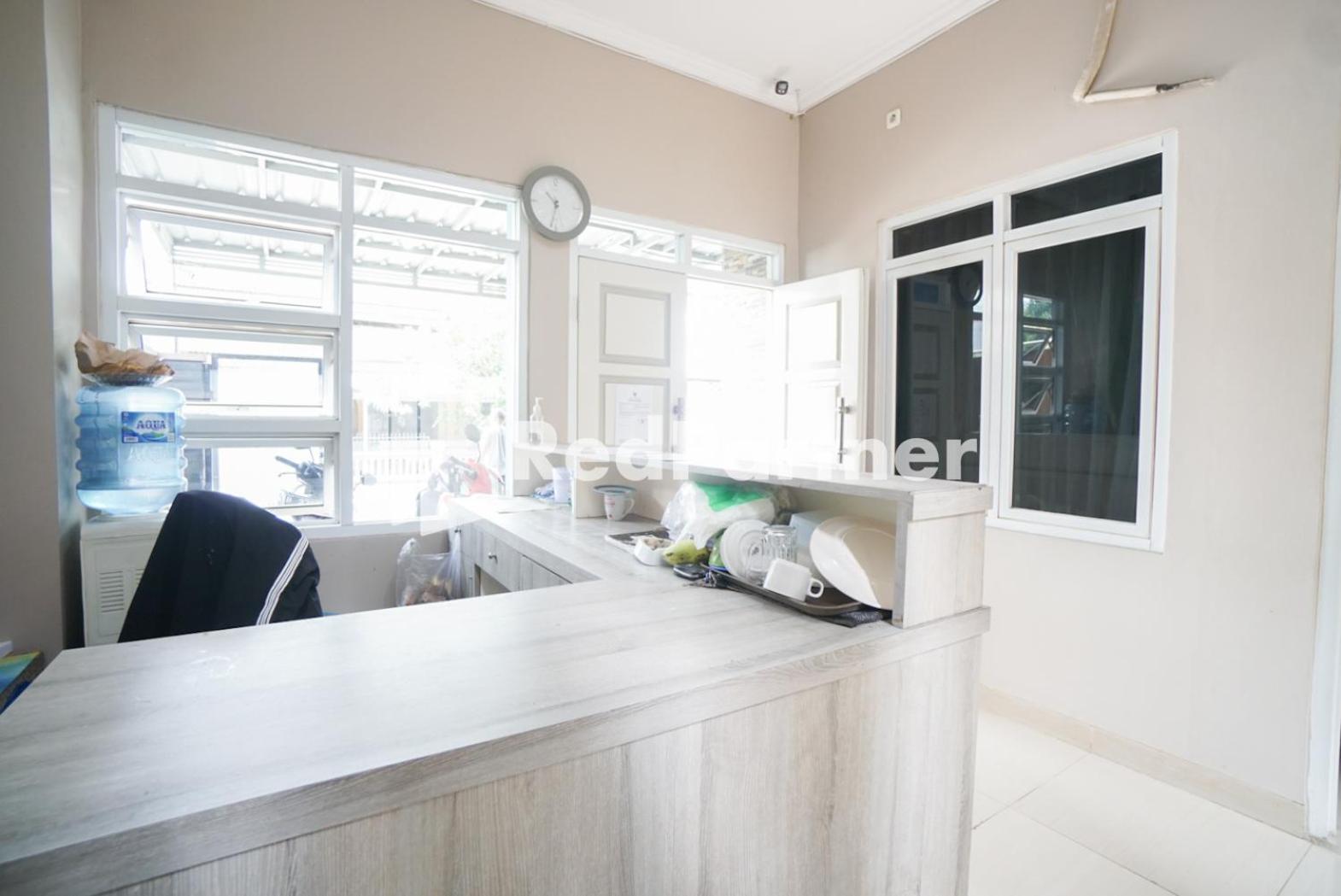 OYO 3964 Indah Residence Syariah 16/47