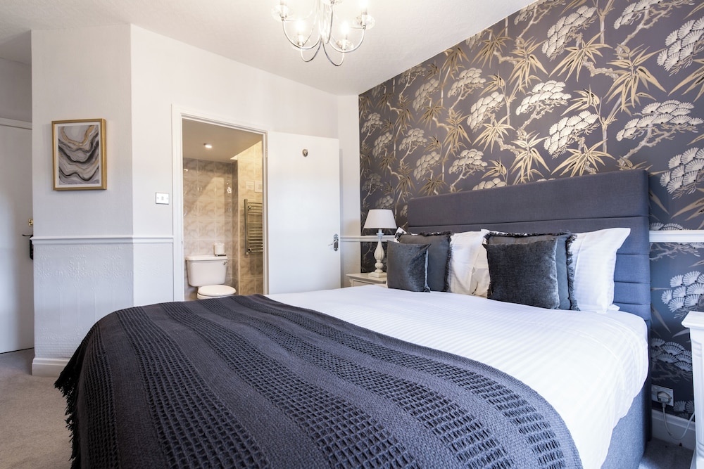 Mount Pleasant Hotel 19/50