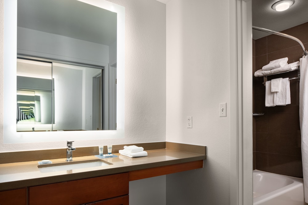 HYATT house Denver Tech Center 10/67