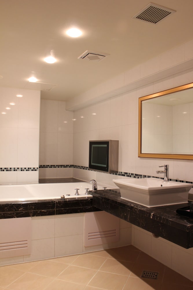Shihzuwan Hotel - Kaohsiung Station 20/44