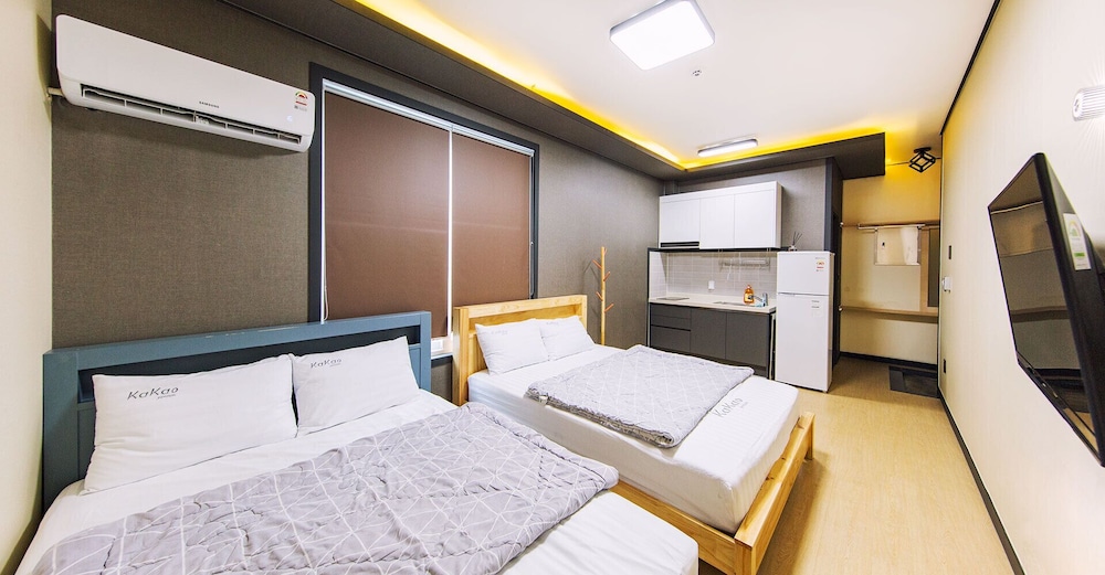 Daecheon Kakao Pension 4/33