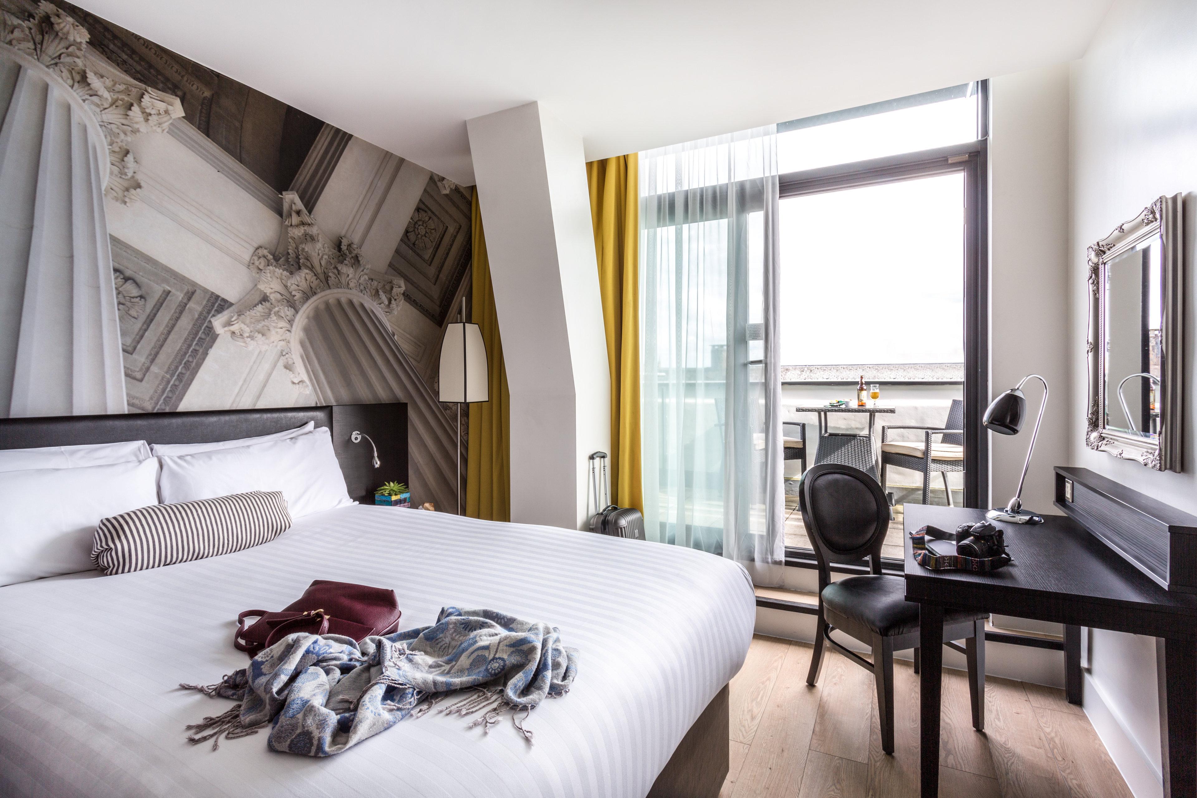 Standard, King Bed, Balcony