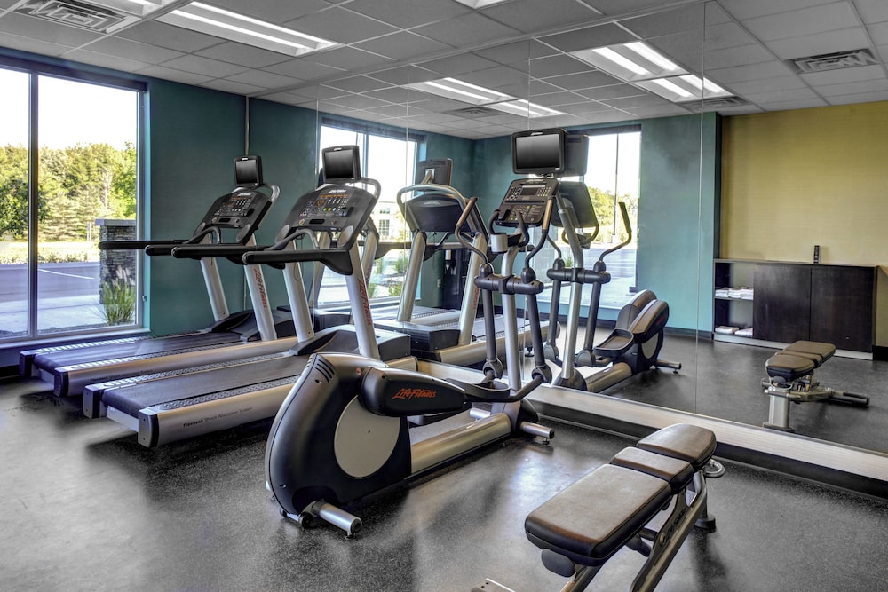 Fairfield Inn Suites Lansing At Eastwood 15/28