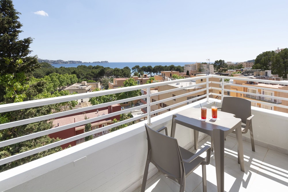 Mar Hotels Paguera and Spa 9/70