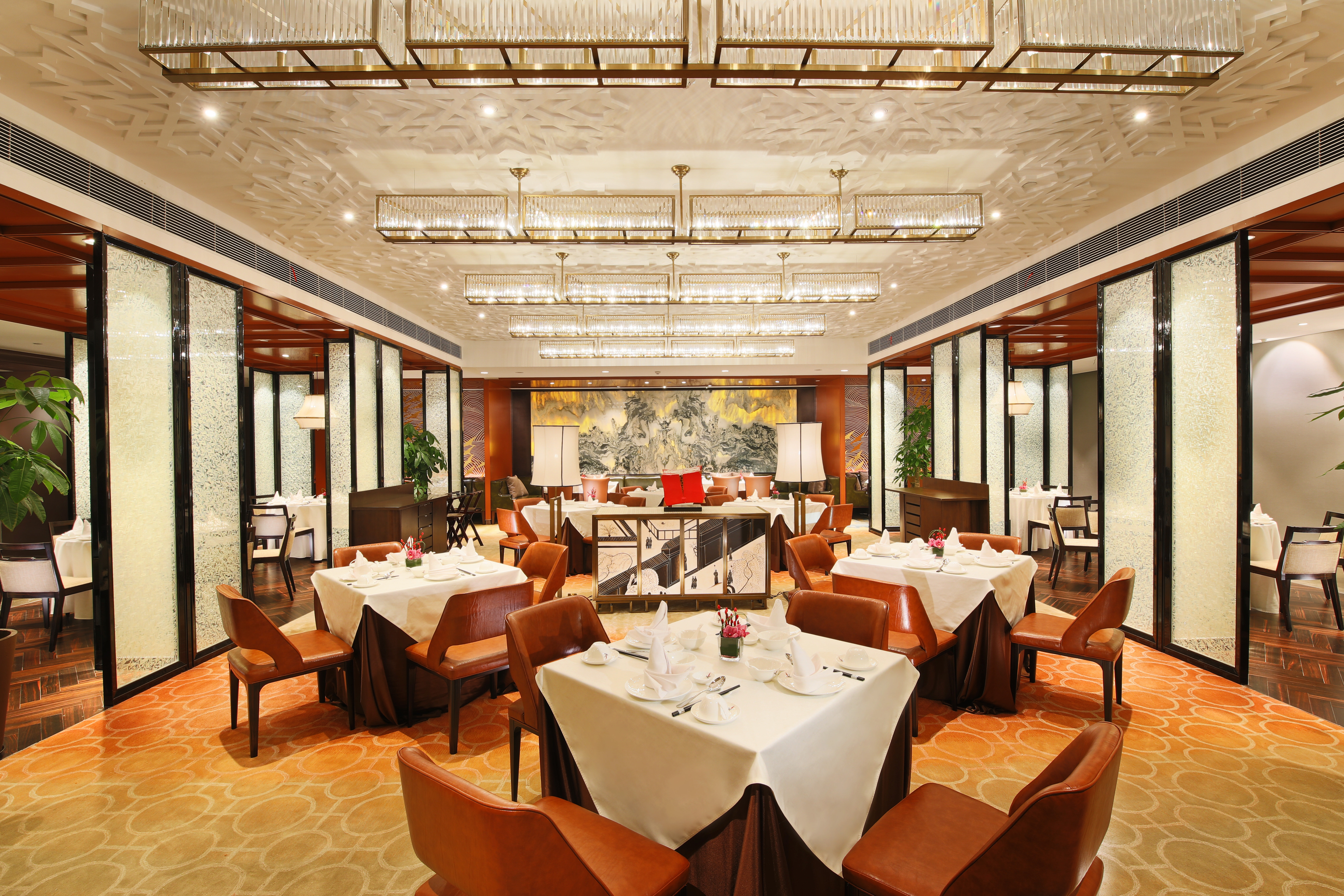 HUALUXE HOTELS AND RESORTS WUXI TAIHU 39/50