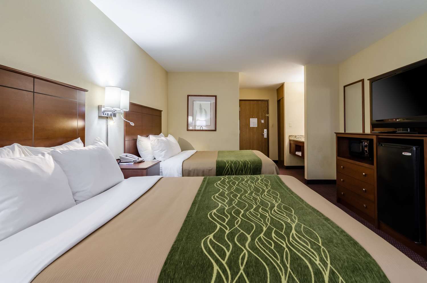 غرفة بسريرين كوين، Quality Inn & Suites Colby, KS 5/6