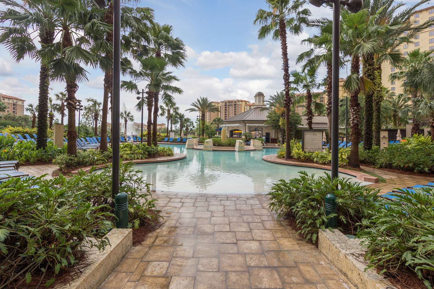 Wyndham Grand Orlando Resort Bonnet Creek 48/52