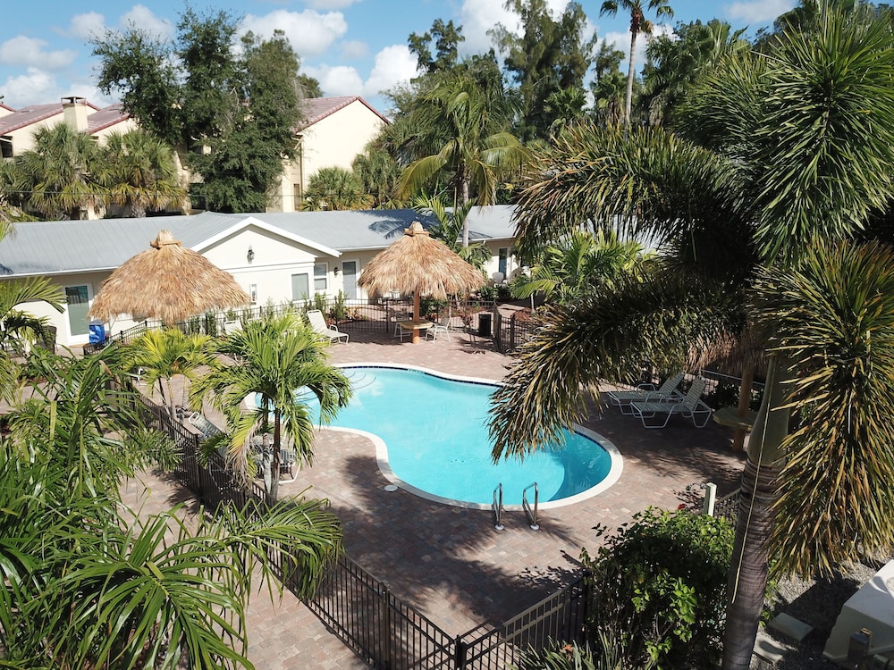 Twin Palms at Siesta 34/50