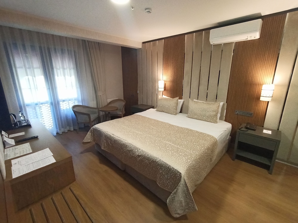 Bahcelievler Hotels 16/50