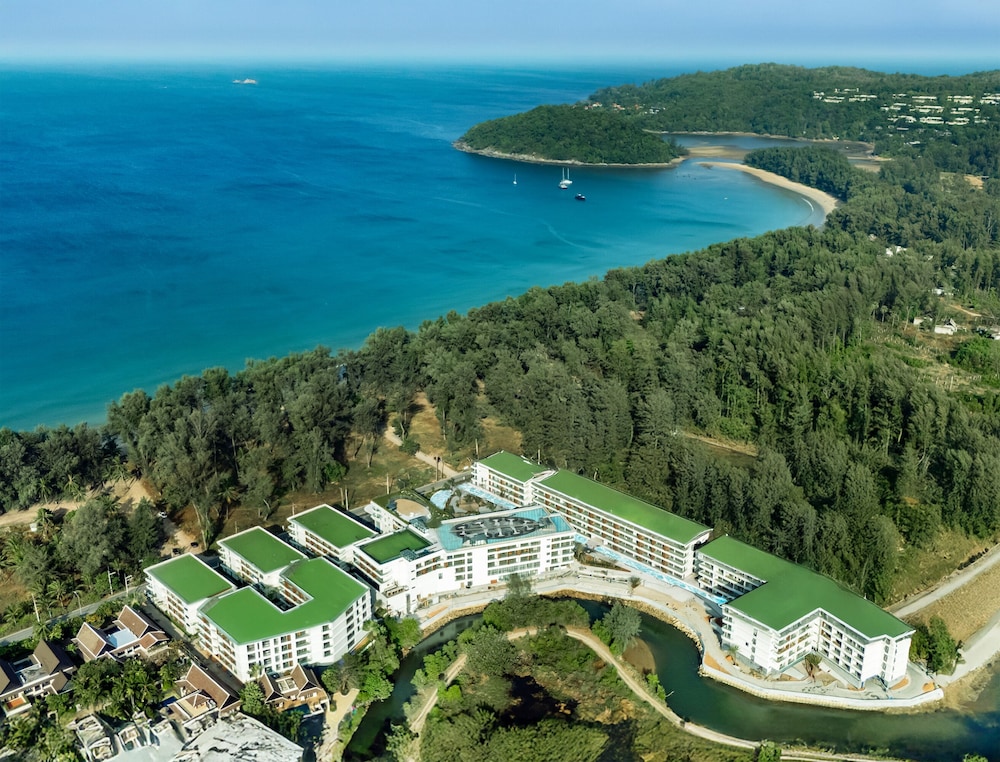Kora Beach Resort Phuket 46/49