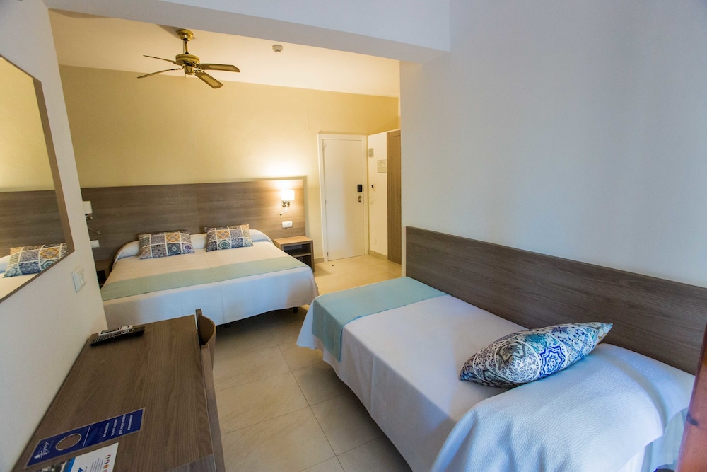 Hotel Tagomago 15/72