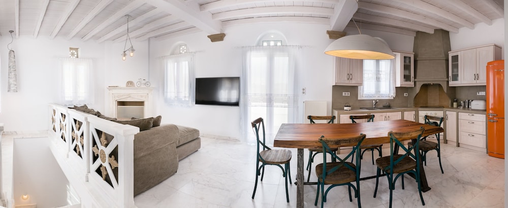 Imarkellis Boutique Villas 32/47