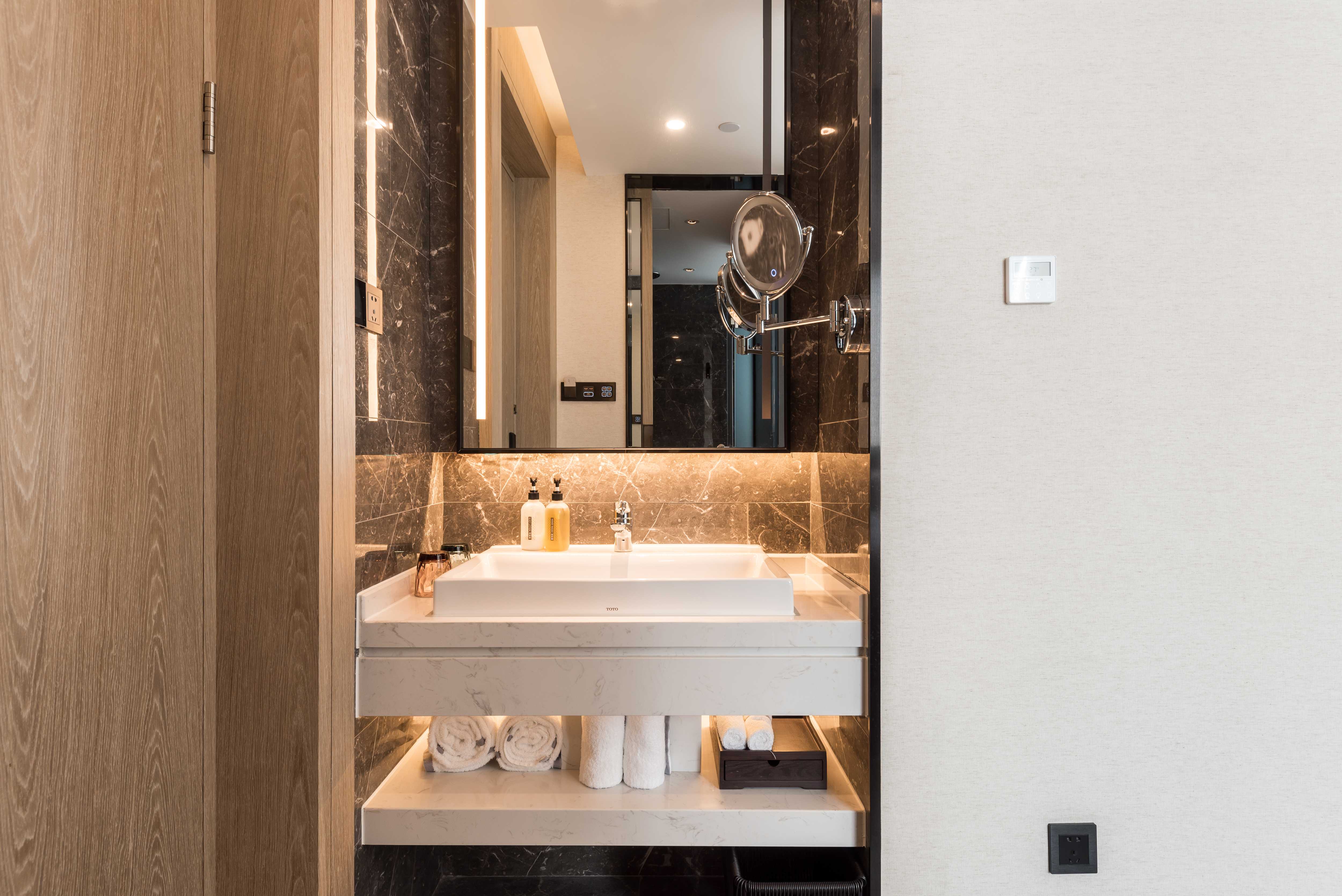 Paco Hotel (Canton Tower Pazhou) 42/45