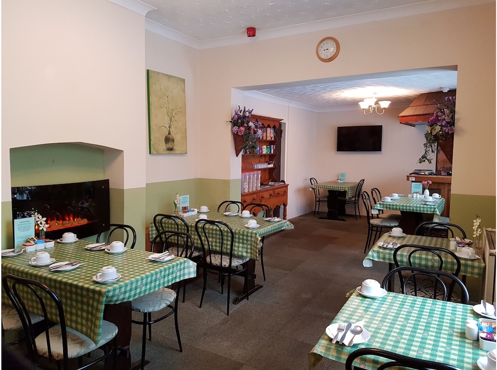Bridge Guest House 21/26