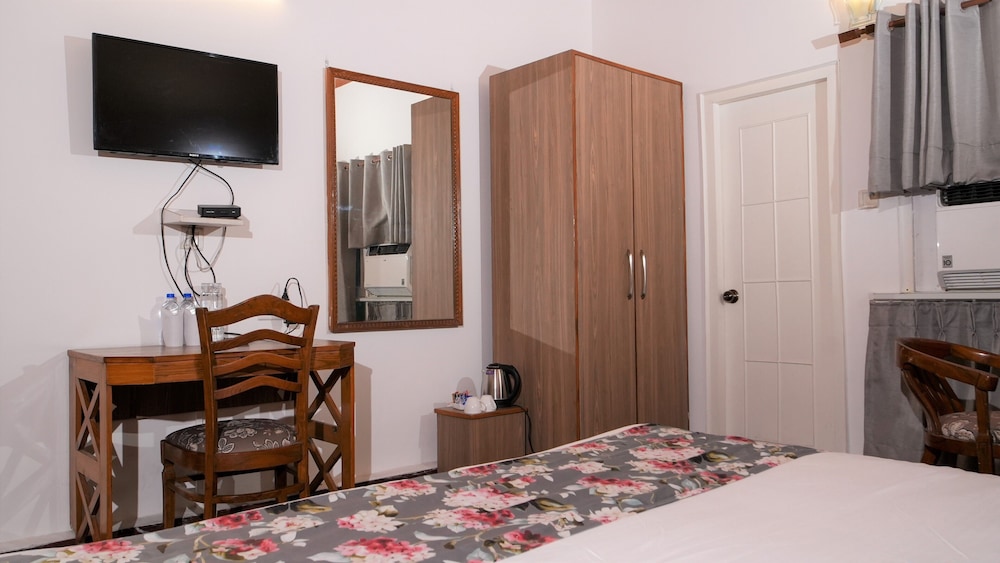 NEELESH INN 32/39