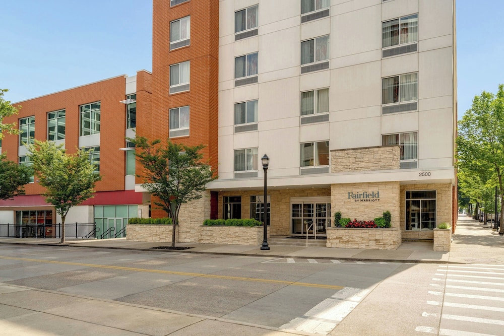 FAIRFIELD INN & SUITES CINCINNATI UPTOWN/UNIVERSITY AREA in CINCINNATI - OH
