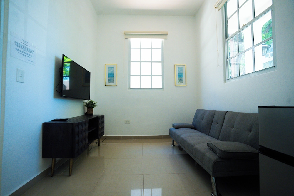 Placid Suites (ex. HM Suites) 30/50