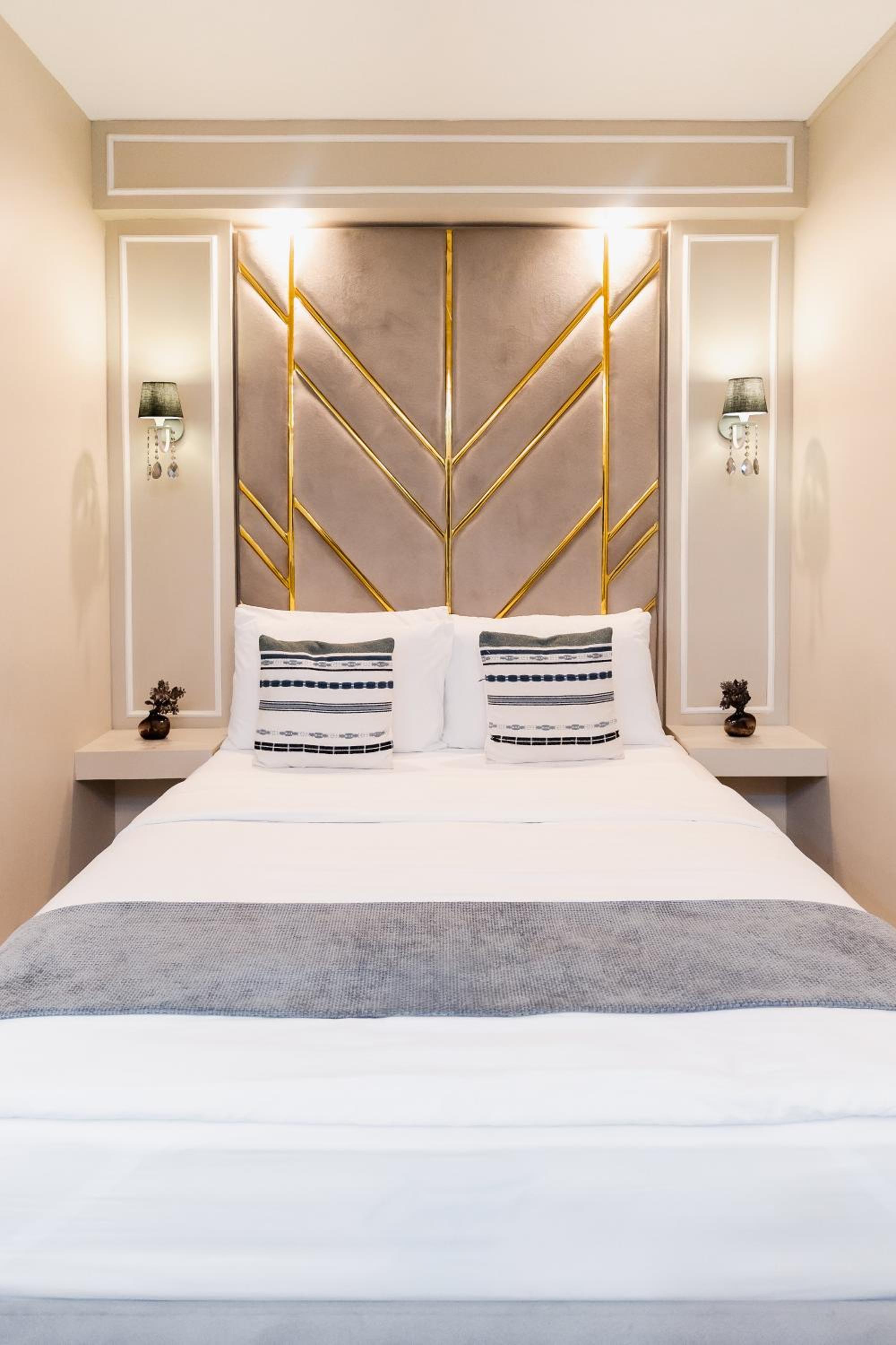 Homefort Stays at S Residences 9/25