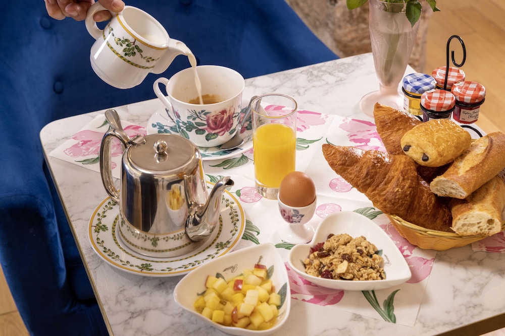RELAIS HOTEL DU VIEUX PARIS 40/50