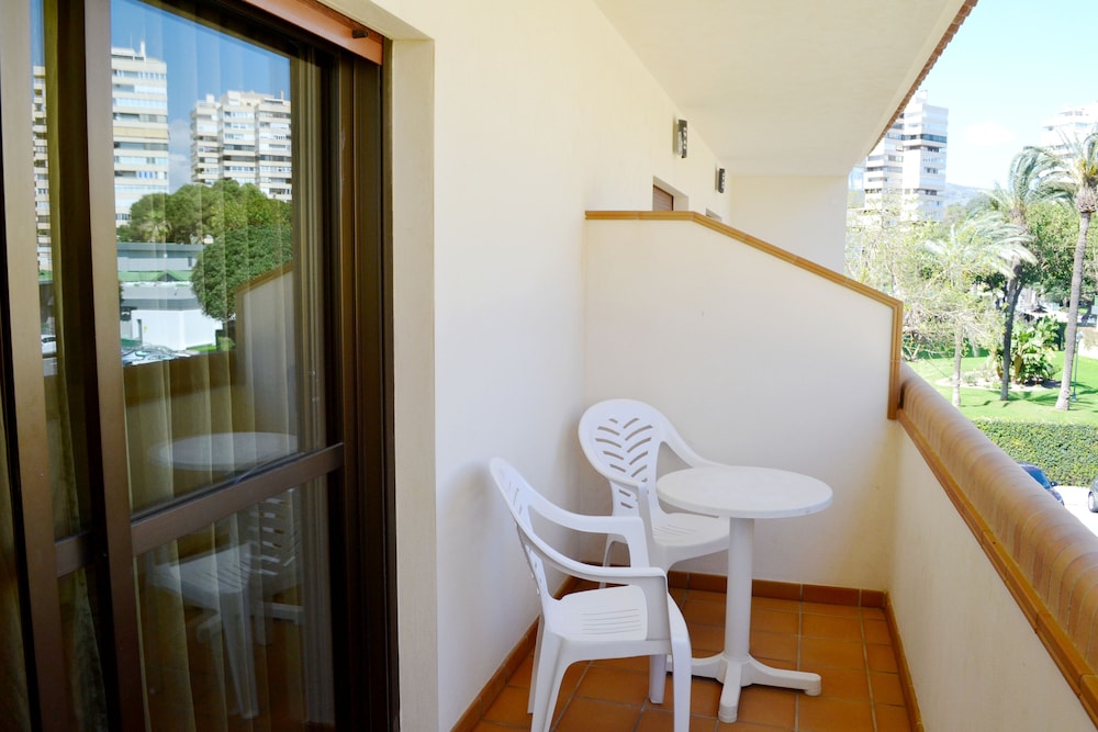 Tarik Hotel 32/63