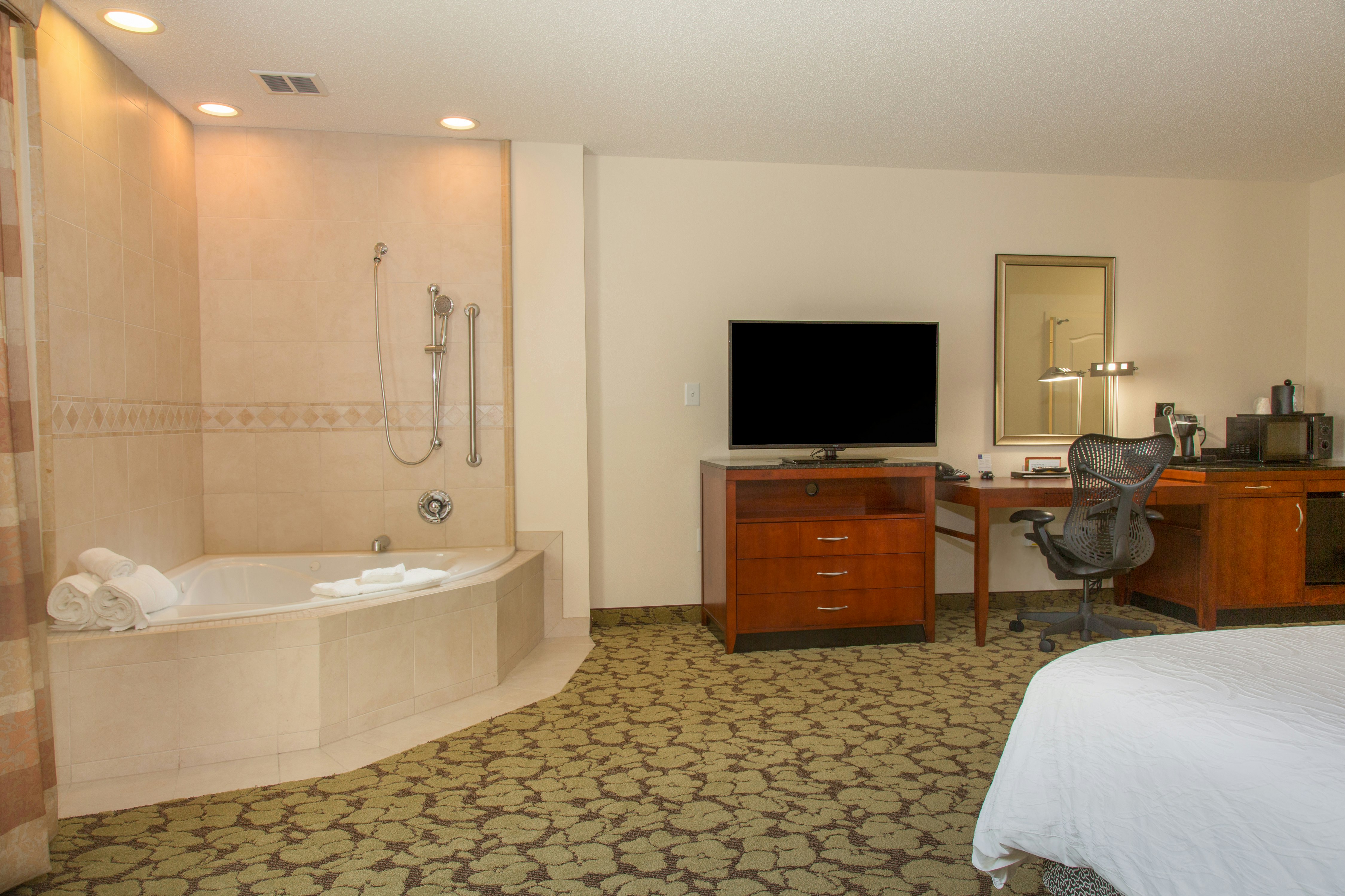 HILTON GARDEN INN MYRTLE BEACH-COASTAL GRAND MALL 30/32